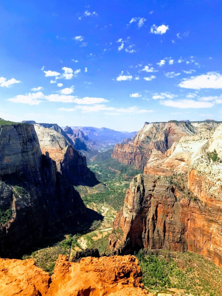 Zion canyon.